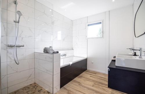Saint-Simon Villa | Villa spacieuse avec piscine privée à Toulouse