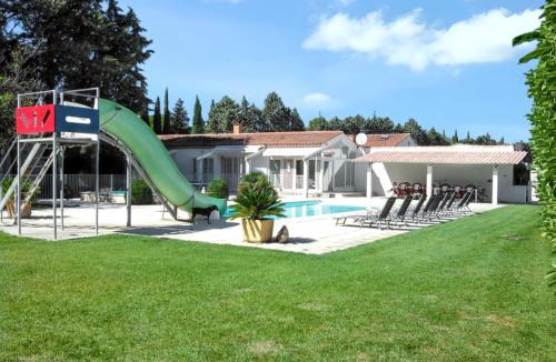 Meynes Villa | Villa spacieuse et élégante à Meynes avec piscine privée