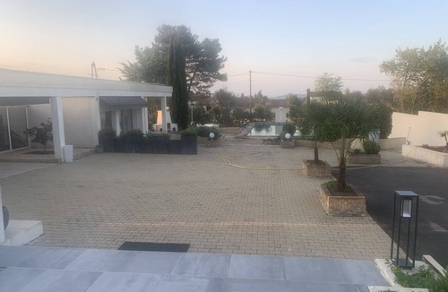Ales Villa | Villa Spacieuse