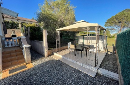 Aleria Villa | Villa SPIAGGIA sleeps 5, shared pool between sea and mountains.