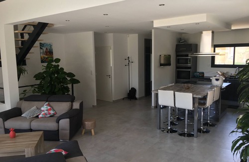 Le Cres Villa | Villa splendid view on Pic Saint Loup Swimming pool/Jacuzzi near Montpellier