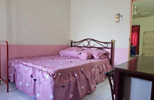 Kampong Raja House | Villa Sri Tanjung