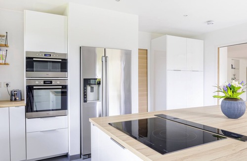 Saint-Nom-la-Breteche Villa | Villa St Nom la Bretèche