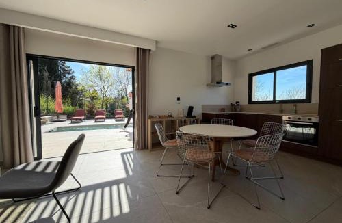 Carcassonne House | Villa st Francois Heated swimming pool ,air conditioning ,free parking