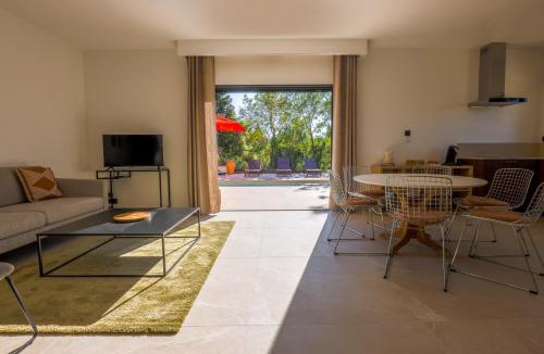 Carcassonne House | Villa st Francois Heated swimming pool ,air conditioning ,free parking