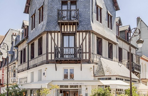 Deauville City Centre Villa | Villa St Jean - 4 Chambres et Jardin - Deauville