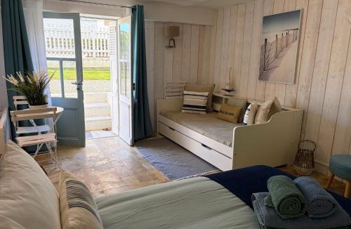 Cabourg Apartment | Villa St Laurent - Bel appartement refait à neuf à 50 m de la Plage