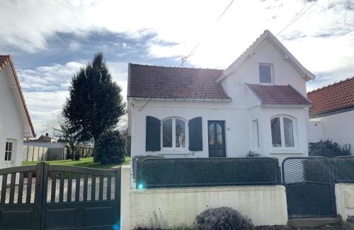 Saint-Josse House | Villa St Pierre