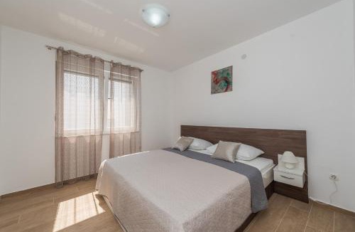 Zrce Apartment | Villa Star 1 luxury apartment with a pool