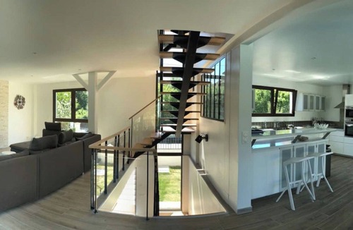 Sucy-en-Brie House | Villa Sucy with private pool