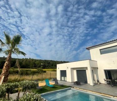 Mons Villa | Villa Sud La Cigale des Bois de Maruéjols