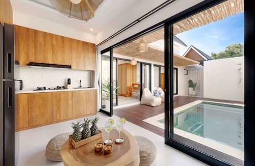 Sunset Road House | Villa Summer Cinta – Oasis 2BR Hideaway Seminyak