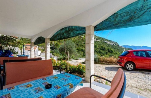 Podimoc Apartment | Villa Sunce Doli - One-Bedroom Apartment with Balcony and Sea View