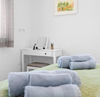 Peroj Villa | Villa Sunny Olive