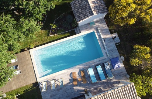 Uchaux Villa | Villa surrounded by vineyards: modernity, calm and rest