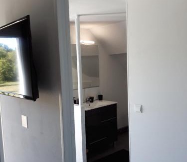 La Suze-sur-Sarthe House | Villa suzana