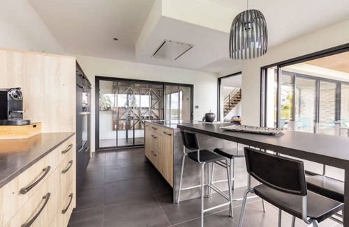 Seiches-sur-le-Loir Villa | Villa Sweet Home & Spa Charm Calm Conviviality a Haven of Peace near Angers