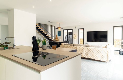 Castelnau-le-Lez Villa | ⭐​Villa swimming pool⭐​ Les Mûriers ⭐​Near Montpellier and Beaches⭐​