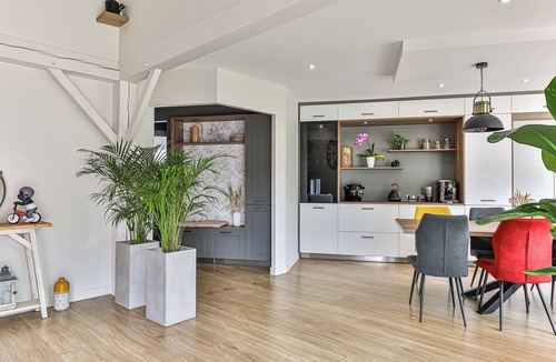 Landevieille Villa | Villa Sylvia: Indoor Pool, Spa, Billiards, Sleeps 14, Near Ocean