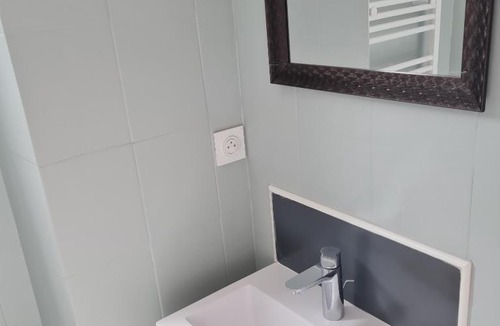 Bagneres-de-Luchon House | Villa SYLVIE plein centre de Luchon