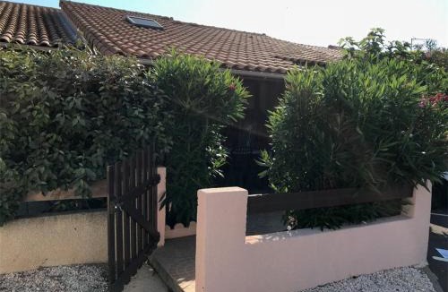 Port Leucate Villa | Villa T2 Mezzanine 6 pers. - Port Leucate, Clim, Terrasse, Proche Plage et Commerces - FR-1-81-552