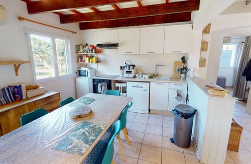 Vic-la-Gardiole Villa | Villa T4 with private garden in Vic-la-Gardiole, for 7 people