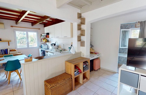 Vic-la-Gardiole Villa | Villa T4 with private garden in Vic-la-Gardiole, for 7 people