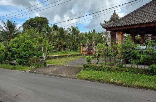 Selat Villa | Villa Taman NEAR SIDEMEN