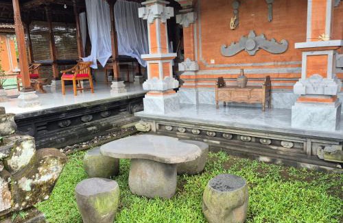 Selat Villa | Villa Taman NEAR SIDEMEN