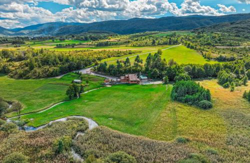 Plaski Villa | Villa Tara