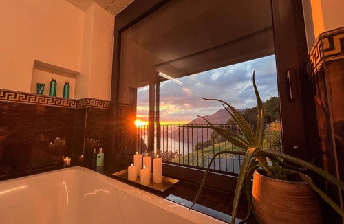 Emmetten Villa | Villa Tauris Lake Lucerne for 4 Guests