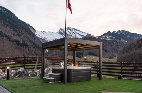 Emmetten Villa | Villa Tauris Lake Lucerne for 4 Guests