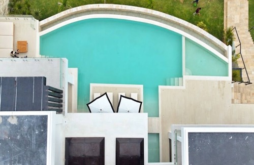 Kuta Villa | Villa Teraum