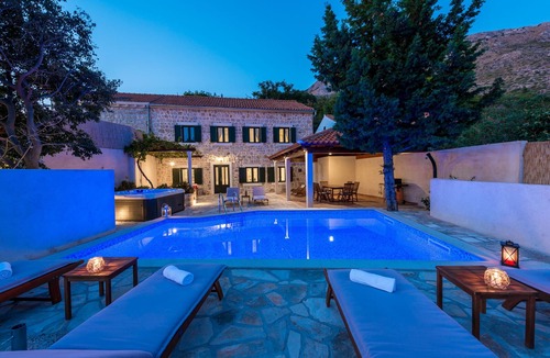 Mlini Villa | Villa Tereza with Private Pool, Jacuzzi & Sea View