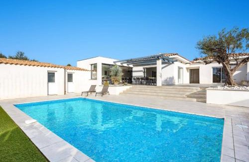 Portel-des-Corbieres Villa | Villa Terre des Vins by Villa Plus