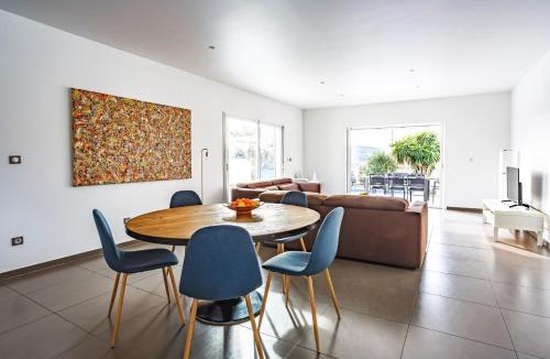 Portel-des-Corbieres Villa | Villa Terre des Vins by Villa Plus