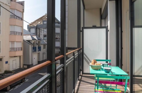 Courtoisville-Sillon-Moka Apartment | Villa Terre neuve by Interhome