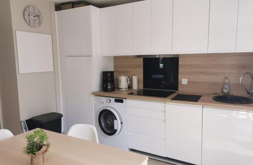 Les Conches House | VILLA THALIA