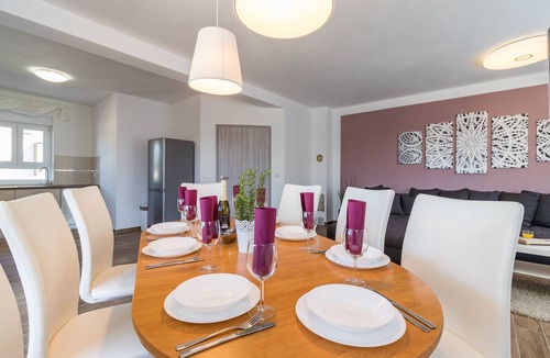 Peroj Villa | Villa Tiana is a new building