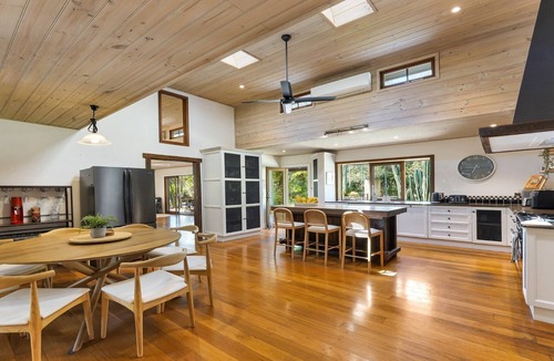 Holgate House | Villa Tierra| pool, acreage | Accom Holidays