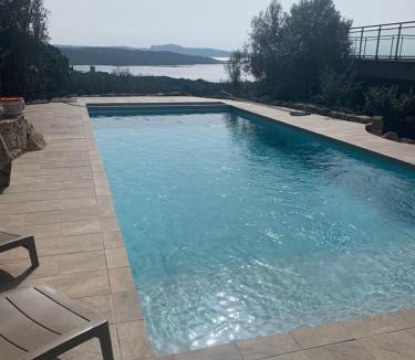 Pianotolli-Caldarello Villa | Villa tighiali