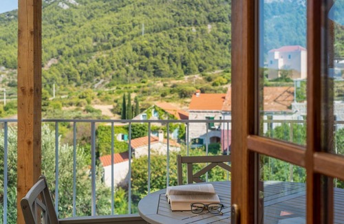 Pitve Villa | Villa Timara - One Bedroom Villa, Sleeps 4