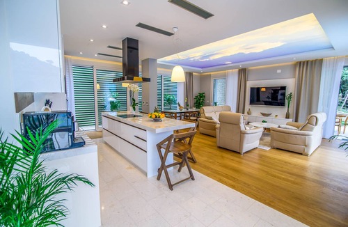 Stikovica Villa | Villa Tonia - Five Bedroom Villa, Sleeps 10