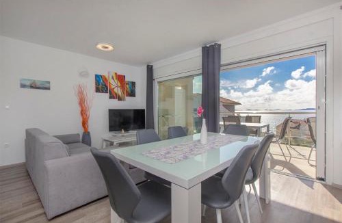 Susica Apartment | Villa Top of Murter, two bedroom apartment 2