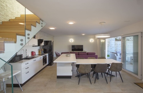 Vis Villa | Villa Topaz – Panoramic Sea View with Private Heated Pool