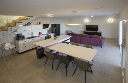 Vis Villa | Villa Topaz – Panoramic Sea View with Private Heated Pool