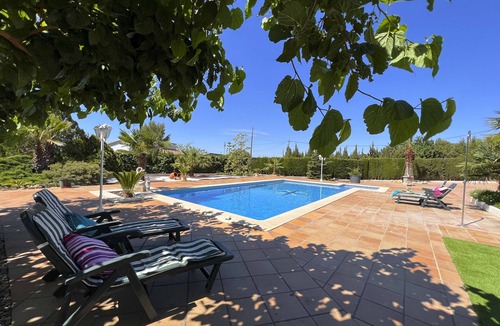 Sant Jaume dels Domenys Villa | Villa Torreón - Gran piscina y jardín, BBQ, Wifi