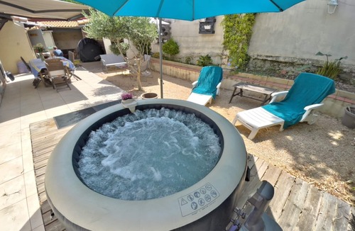 Les Olives House | Villa Tout Confort: Relaxation with Jacuzzi, Barbecue & Air Conditioning - Vacances de Rêve
