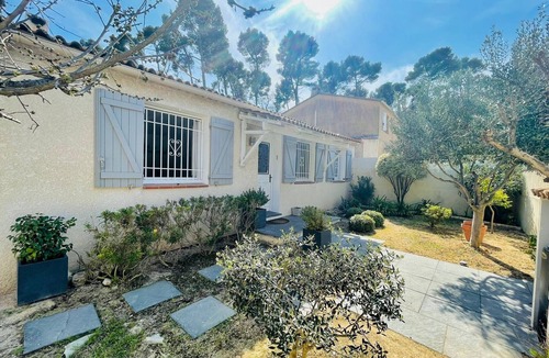 Les Olives House | Villa Tout Confort: Relaxation with Jacuzzi, Barbecue & Air Conditioning - Vacances de Rêve