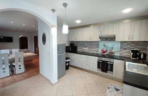 Calafat Cottage | Villa tranquille avec piscine au bord de la Costa Dorada